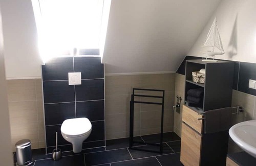 Gnies Apartment | Vrbo Property