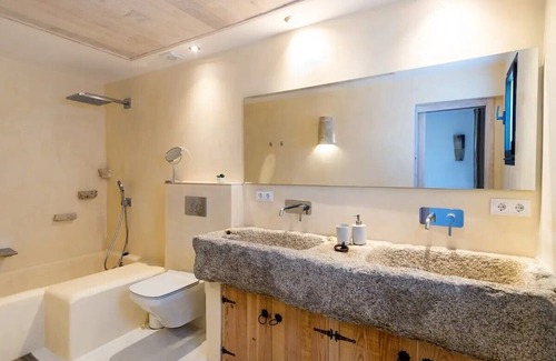 El Almarchal Villa | Splendid Cortijo Almarchal