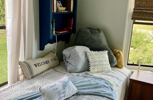 Barefoot Bay House | Barefoot Dream ~ sunbathers FISHING paradise !!🎣🏝️