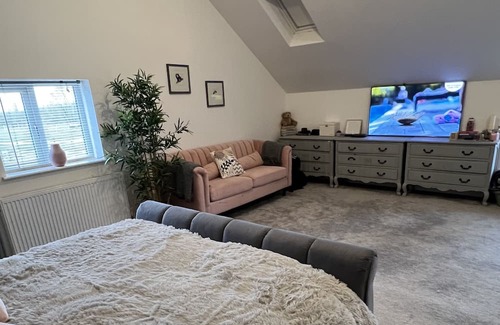 Mosborough Other | BEAUTIFUL MODERN 5 BEDROOM SPACIOUS FARM HOUSE