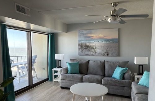 Little Salisbury Condo | 2 bed, 2 bath, oceanfront building, 14th floor