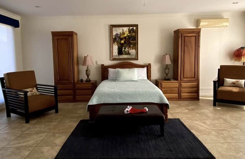 Santa Barbara House | Comfy Very Large Home with Private Pool and close to town! Private community.