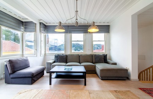 Rumeli Hisari Apartment | Mesmerizing Flat with Bosphorus View in Sariyer
