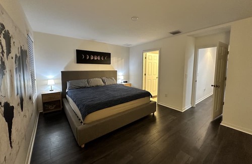 Riverview House | Cozy two bedroom townhouse near Tampa!