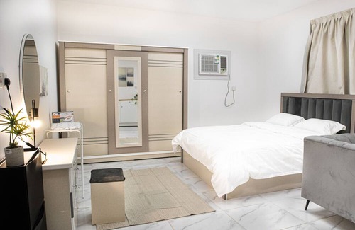 Medina Apartment | Modern Family Apt near Al-Masjid