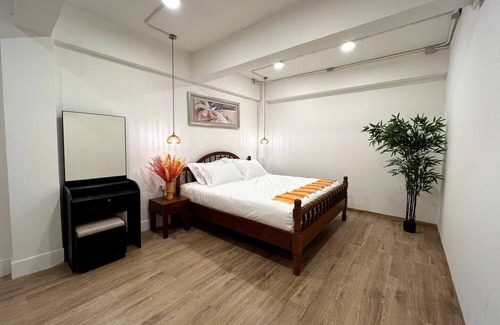 Chakkrawat Apartment | Private Full-Floor Spacious 5BR in China Town