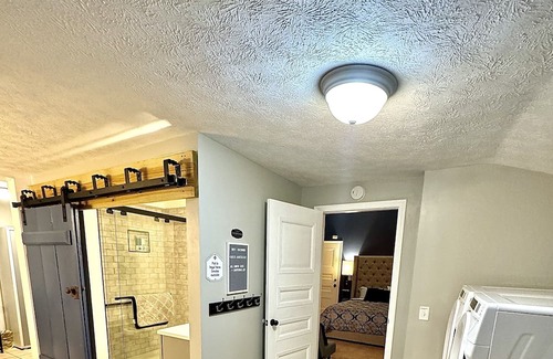 Bristol Apartment | Cozy Studio Apartment within walking distance to downtown.