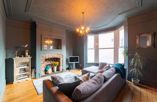Sefton Park House | 4-Bed home near Sefton Park