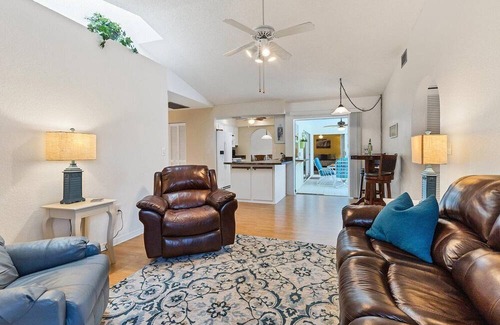 Deep Creek Apartment | 3 Bedroom House 728753 by Houzlet