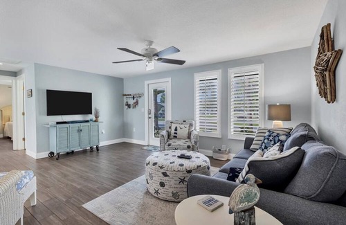Grove City Apartment | 2 Bedroom House 728747 by Houzlet