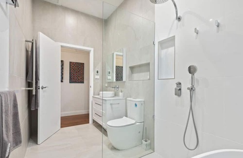 Verona Other | Charming Farmhouse