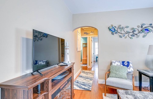 Wausau House | Cozy Wausau Home w/ Fireplace & Hot Tub Access