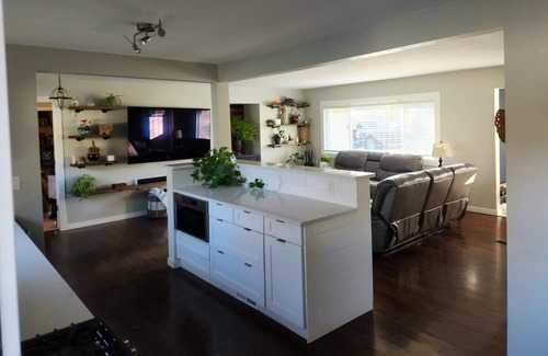 Neenah House | Your EAA Home for the Week