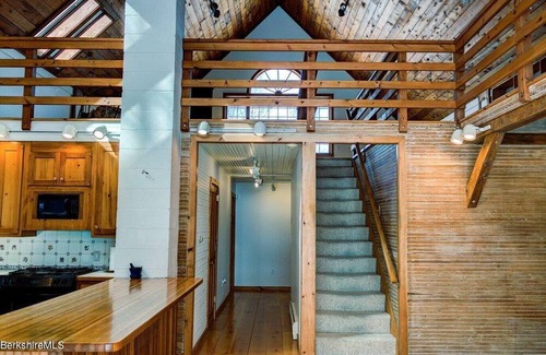 Stockbridge House | Meticulously restored serene barn minutes from the best of the Berkshires.