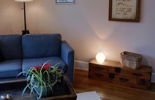 Honesdale House | Grove Cottage, a Cozy Cape Cod, 3/4 mi to Honesdale. Cat-friendly. BBQ. Parking.