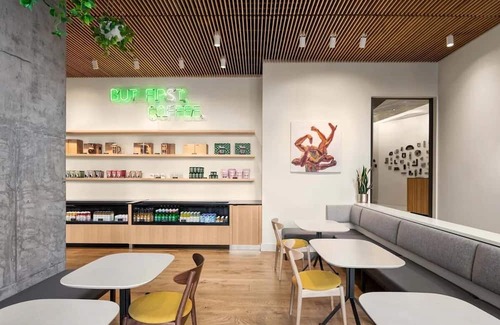 Tenderloin House | Modern Tranquility, Stylish Getaway, 4 Relaxing Pet-Friendly Units!