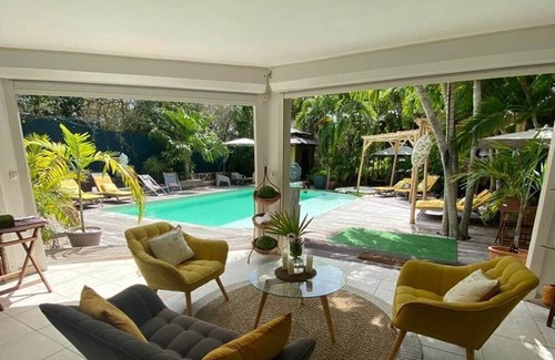 Dampierre Apartment | Lodge Guarahya Avec vue sur la Piscine