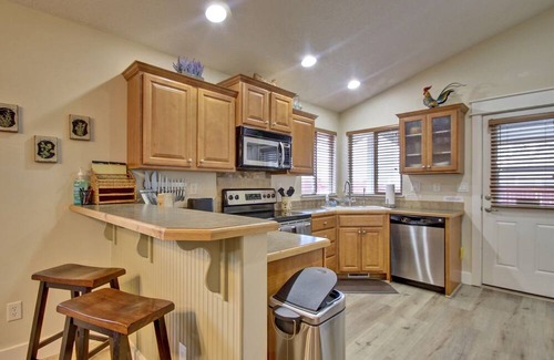 Southwest Ada County Alliance House | Rising Sun Tranquil Getaway Sleeps 6