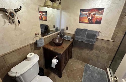 Jonestown House | Breathtaking Lakeviews 4 Bedrooms / 2 Bathrooms