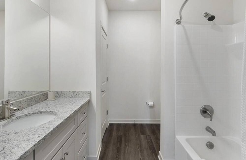 Fort Worth Apartment | Modern Apartment in Prime Location (ID1401X785)