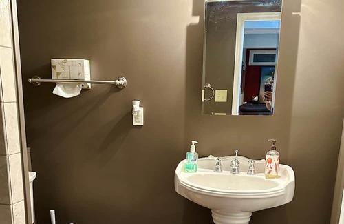 Rosaryville Bed & Breakfast | The Oasis @ Woodyard
