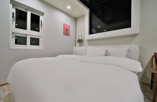 Gyeongsan Hotel | Evian Hotel