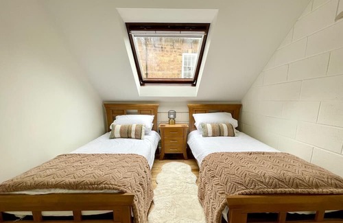 Harthill Apartment | The Coach House is nestled in the beautiful village of Harthill