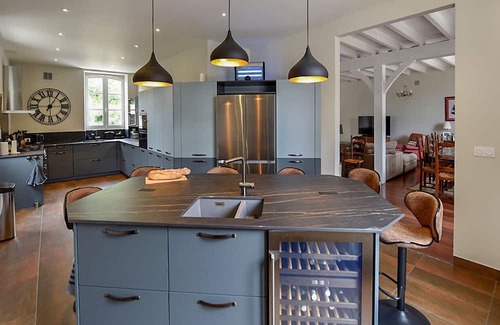 Fongrave Villa | Manoir Hermione - Seven Bedroom Villa, Sleeps 10