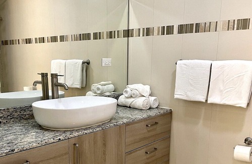 Tamuning Apartment | Luxury 3BD/2BA Condo - Unit 106 Tumon Isa