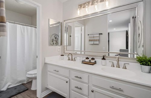 Palmdale House | Stunning, cozy, newly renovated, smart home!!
