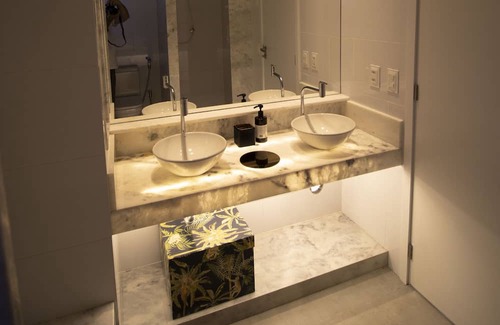 Tibau do Sul Bed & Breakfast | Vista Para o Lago, Piscina + Jacuzzi