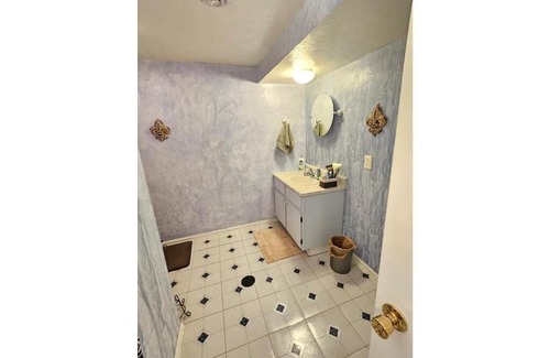 Firestone House | The hide-out basement apartment