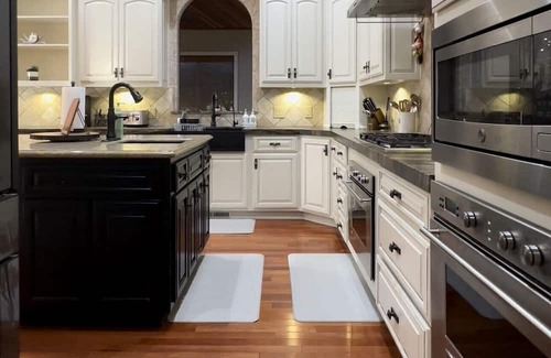 Peters Villa | Lavishness and privacy rolled into one.