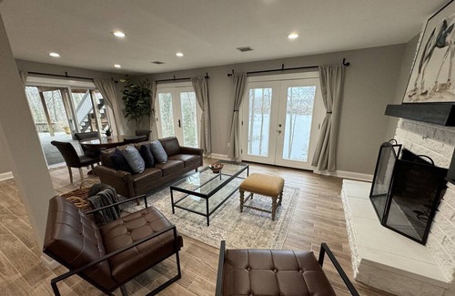 Annapolis House | Secluded Waterfront Retreat on 6 acres minutes from Downtown Annapolis.