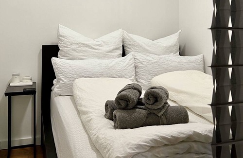 Suedstadt Apartment | Charmantes Studio Maschsee und Messe Nähe
