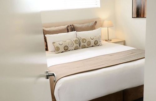 Middlemount Hotel | Oaks Middlemount Suites