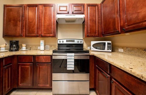 Four Corners Condo | Tuscana Resort 3 BR near Disney