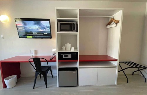 Kissimmee Apartment | Newly Room in cozy hotel with Super location Parks