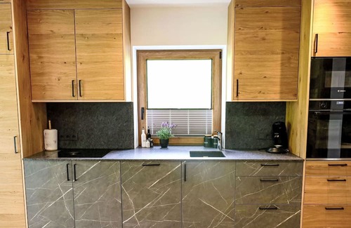 Leogang Apartment | Lovely apartment for 6 guests with WIFI, TV, balcony and panoramic view
