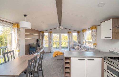 Prestonpans House | Seton Sands Kings Barnes | 3BR| Parking | Wi-Fi