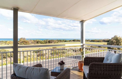 Torquay House | Absolute beachfront Views , Bohemian charm on the Esplanade.