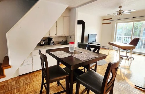 Longueuil Condo | Whole apartment in downtown Longueuil for rent