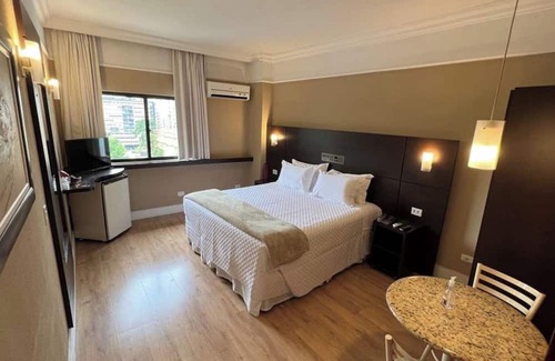 Republica Hotel | Vibrant São Paulo Stay – Executive Casal Room for Two w/Gym+ 24h Reception