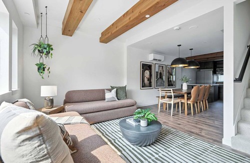 Kerns House | 6 Bedroom Casa Adelynn in Kerns