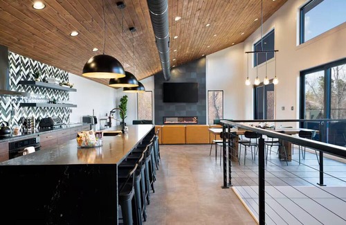 Lake Lure House | Ultra-Modern Mountain Luxury Retreat on Lake Lure | Sleeps 12+