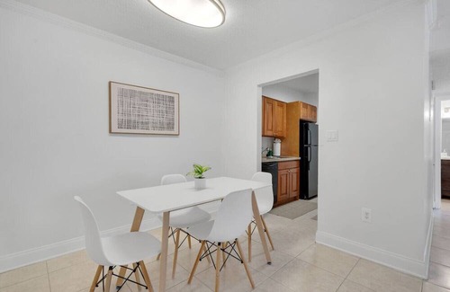 SoHo Apartment | Bayshore Hideaway | Pool, Gym, & Parking