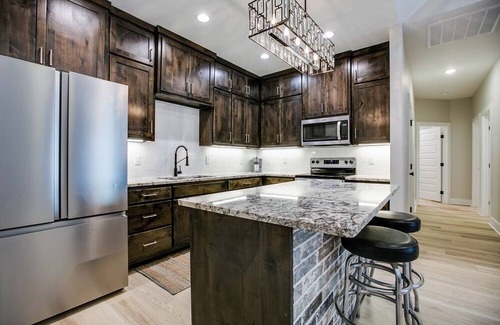 San Angelo House | 2 BR/2 BA Inn @ The Harte