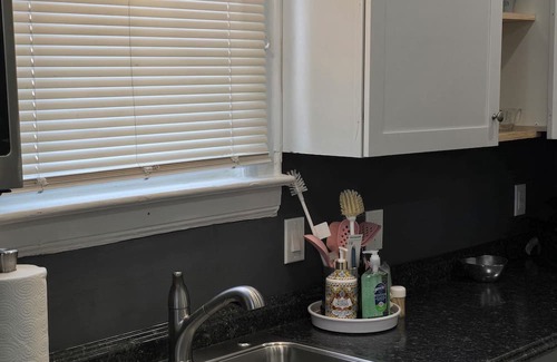 Hillside Apartment | Amazing 2-bedroom home away from home next door to Newark International Airport.