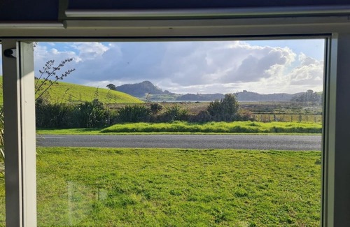 Taiharuru House | Bach at the beachn- Situated at Taiharuru (east coast near Whangarei, Northland)