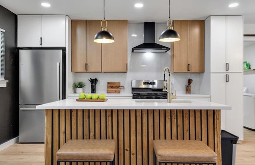 Garland House | Spacious Family Retreat in the Heart of Garland
